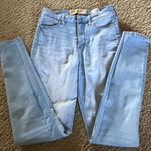 Size1 Hollister jeans